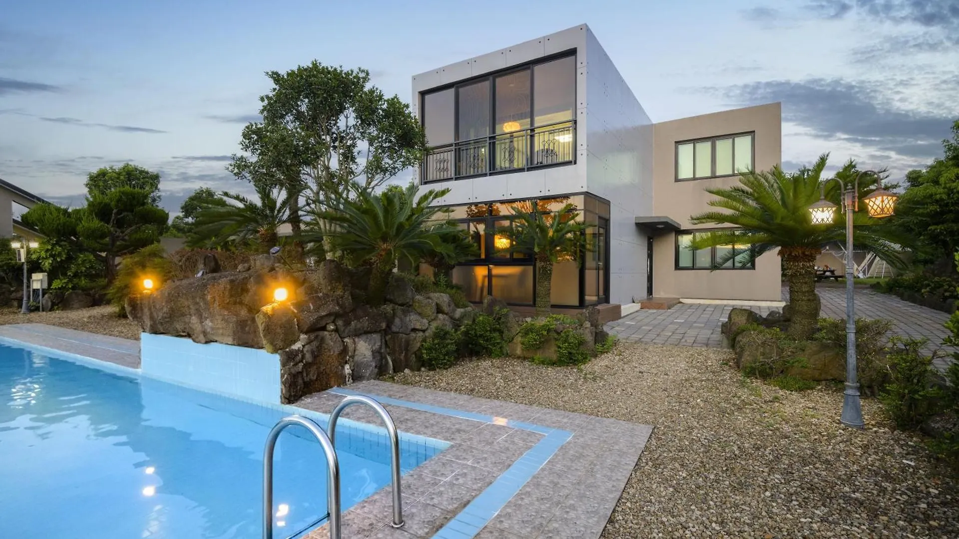 Jeju Aewol Hongsland Pension