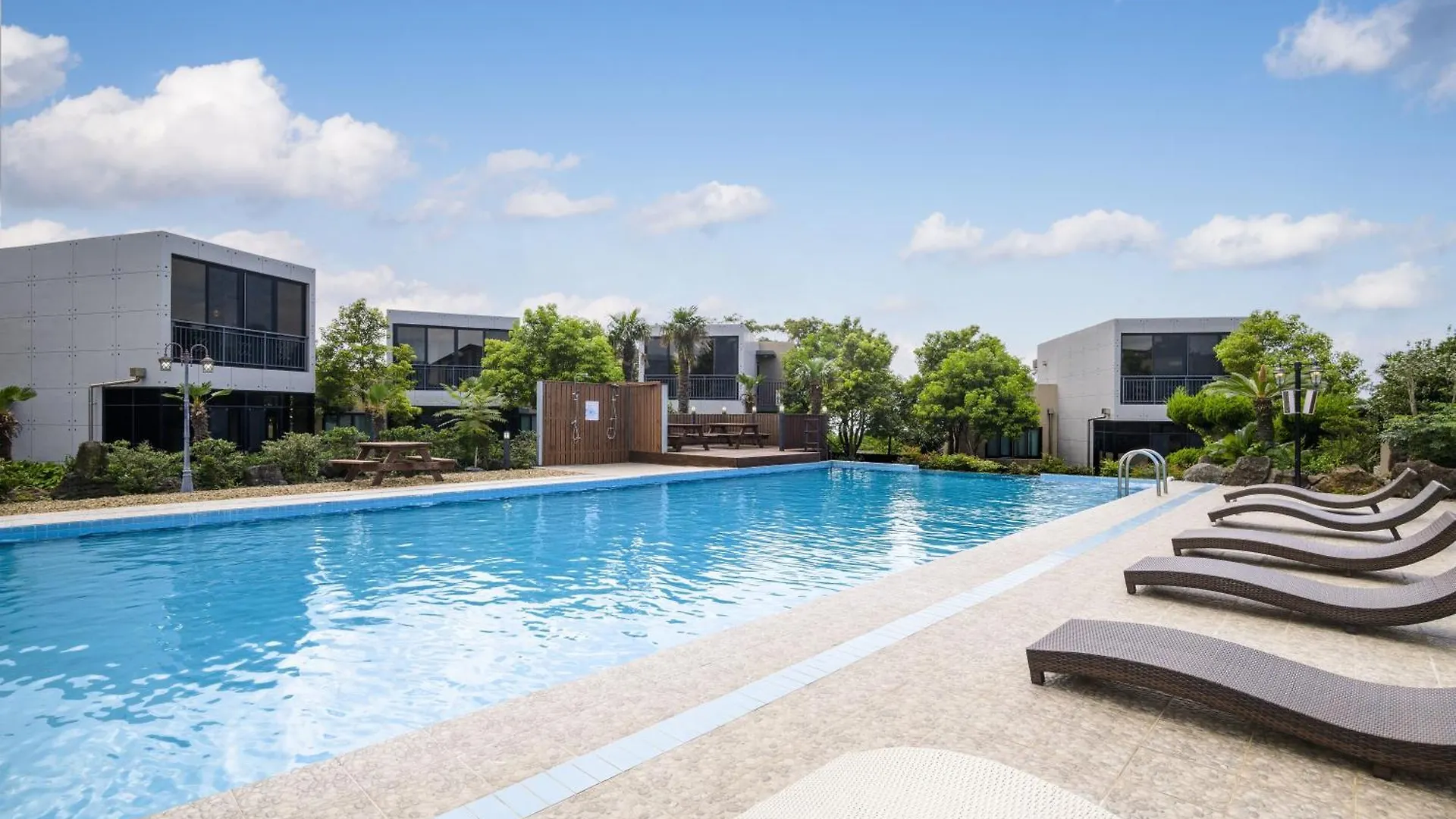 Jeju Aewol Hongsland Pension