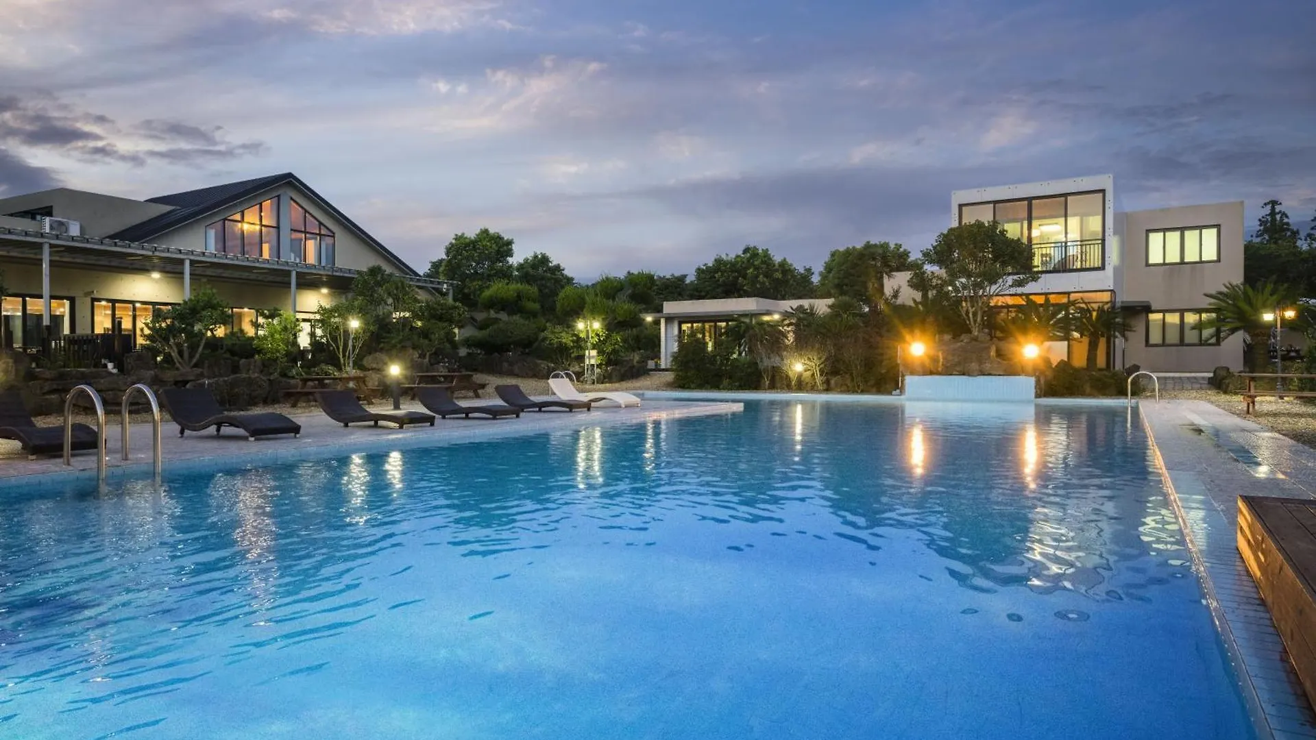Jeju Aewol Hongsland Pension 招待所