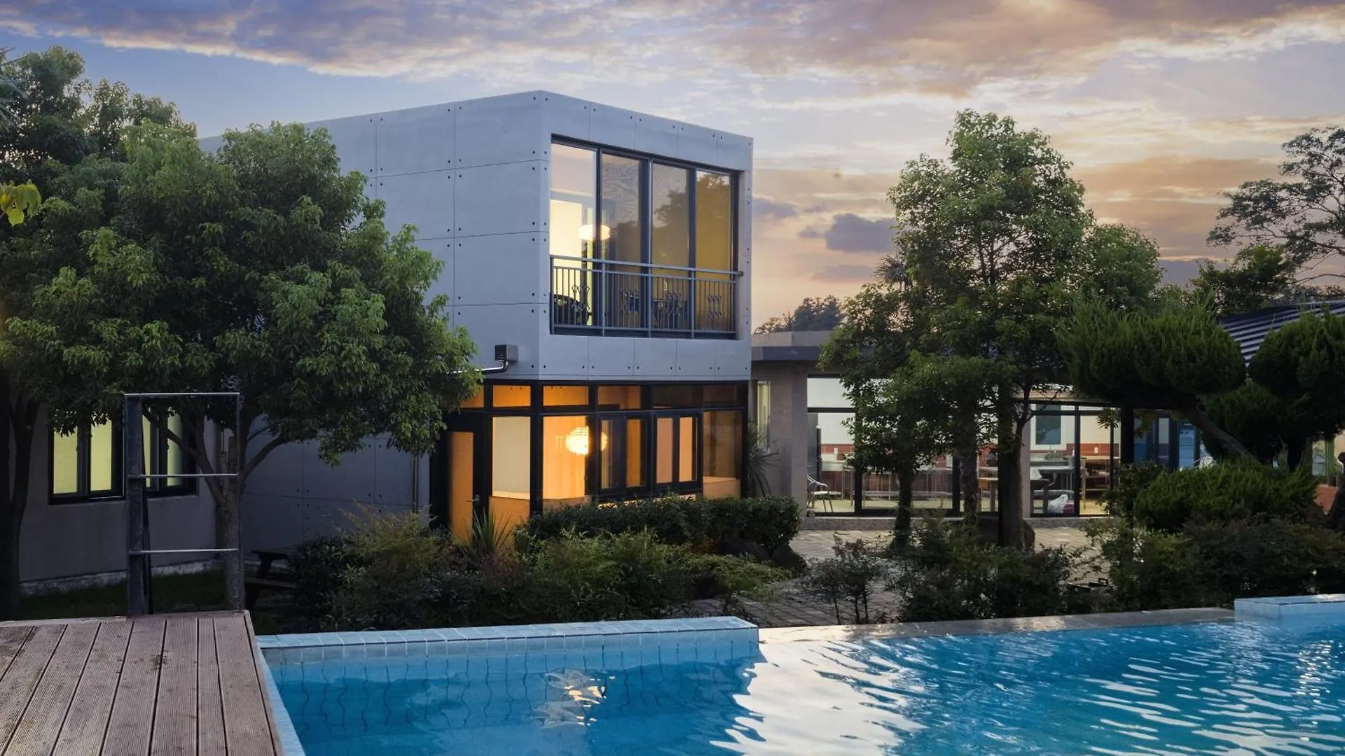 Jeju Aewol Hongsland Pension 0*,
